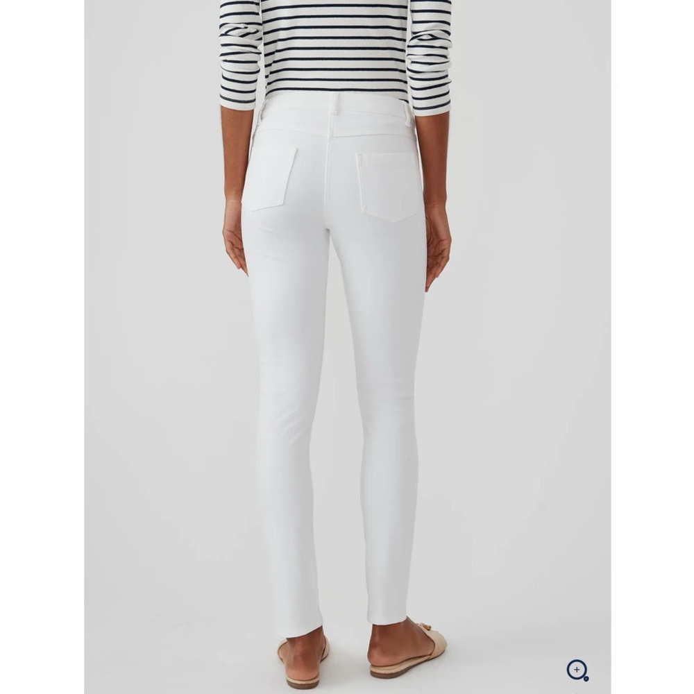Bundle || Women’s J. McLaughlin Denim Lexi Skinny Jeans in White & Grey (4) - Picture 4 of 16